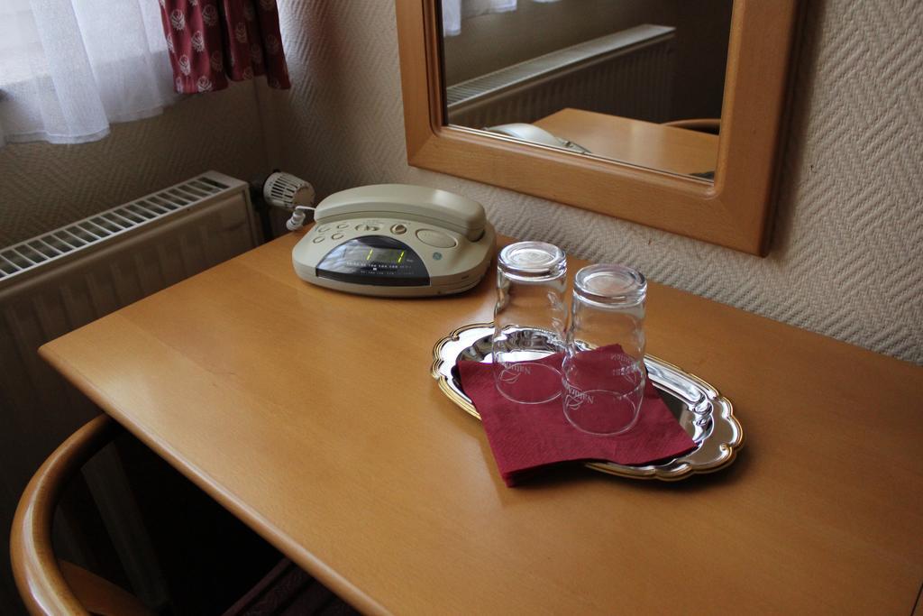 Hotel Blaha Lujza 블로톤퓌레드 객실 사진